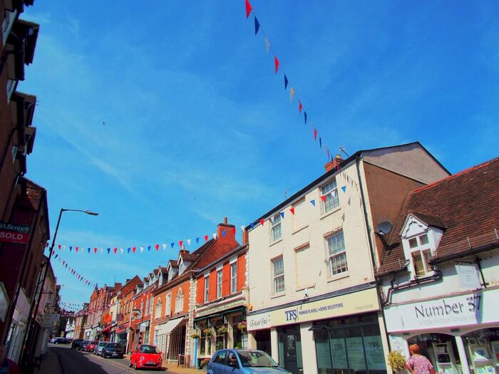 1 Bedroom Apartment To Rent In Smith Street, Warwick, CV34