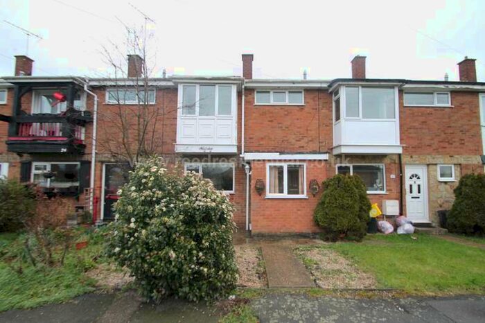 3 Bedroom House To Rent In Ferrymead, Canvey Island, SS8