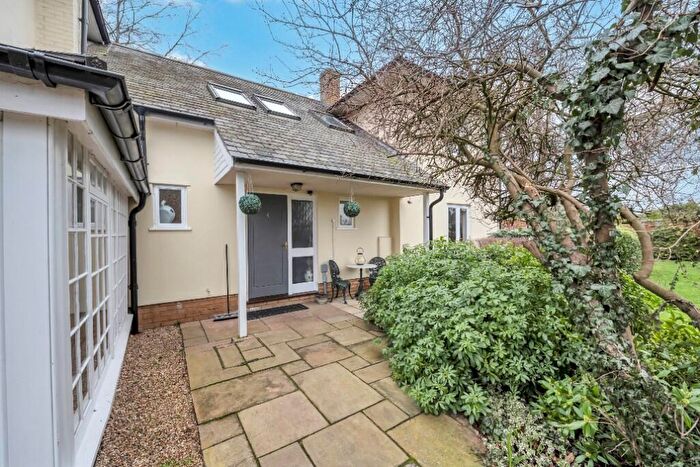 3 Bedroom Town House To Rent In Looms Lane, Bury St. Edmunds, Suffolk, IP33