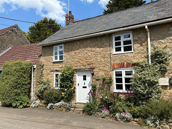 3 Bedroom End Of Terrace House For Sale In Brook Street, Shipton Gorge, Bridport, DT6