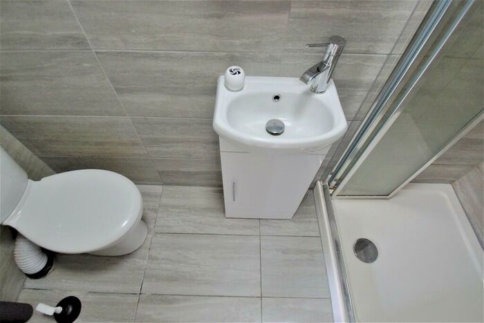 4 Bedroom Terraced House To Rent In Hollis Road, Coventry, CV3