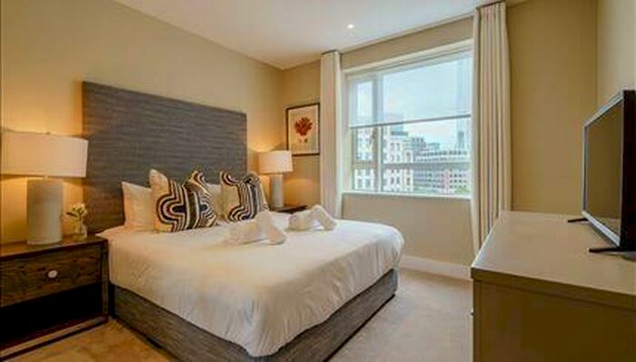 2 Bedroom Apartment To Rent In Circus Apartments, London, E14