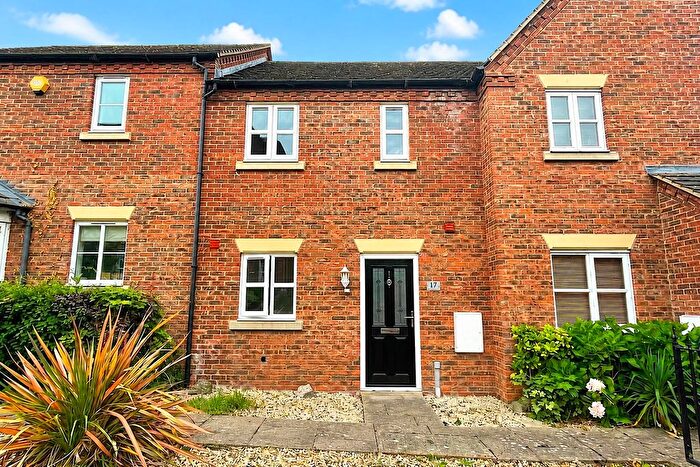3 Bedroom Terraced House To Rent In The Chestnuts, Cross Houses, Shrewsbury, SY5