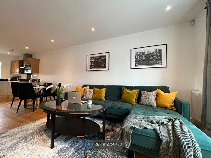 1 Bedroom Flat To Rent In East Road, Welling, DA16