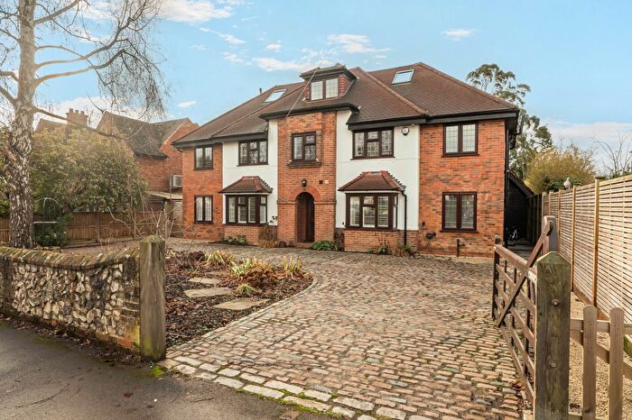 5 Bedroom Detached House For Sale In Somerset Way, Iver, SL0