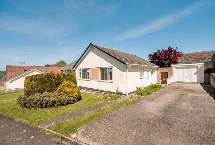 2 Bedroom Bungalow For Sale In Brookside, Paulton, Bristol, Somerset, BS39