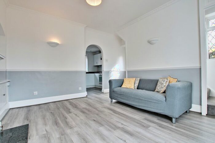 2 Bedroom End Terrace House To Rent In Keedonwood Road, Bromley, BR1