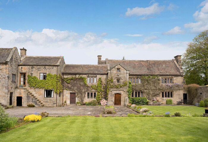 6 Bedroom Detached House For Sale In East End Manor, Watsons Lane, Harrogate, North Yorkshire, HG3