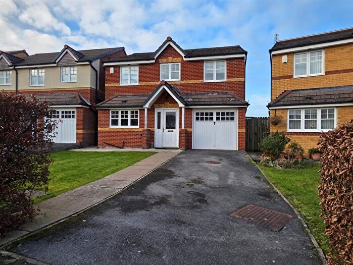 4 Bedroom Detached House For Sale In Northcote Avenue, Wythenshawe, M22