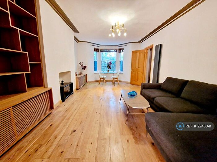 2 Bedroom Flat To Rent In Petherton Road, London, N5