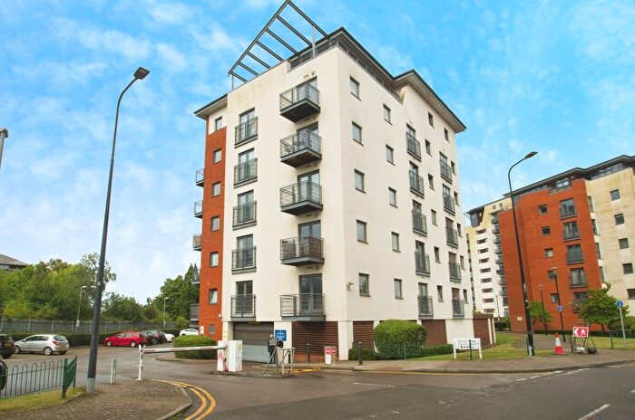 2 Bedroom Flat To Rent In Galleon Way, Cardiff, CF10