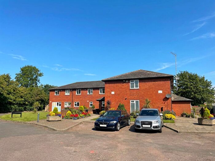 1 Bedroom Flat To Rent In Panshanger Drive, Welwyn Garden City, AL7