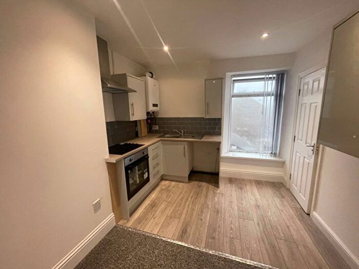 2 Bedroom Flat To Rent In Hope Street, Crook, DL15