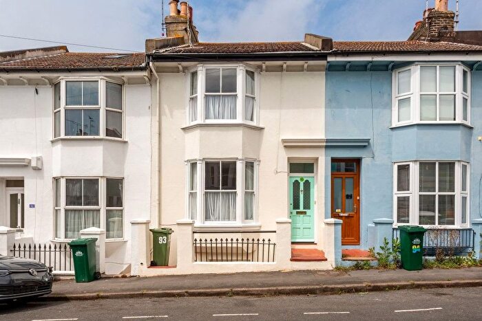 3 Bedroom Terraced House For Sale In Hanover Terrace, Brighton, BN2