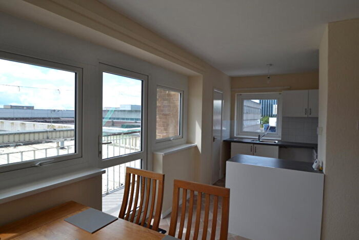 3 Bedroom Maisonette To Rent In Corporation Street, Corby, NN17