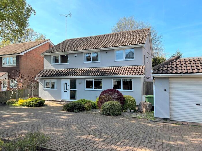 5 Bedroom Property To Rent In Margaret Avenue, Shenfield, Brentwood, CM15