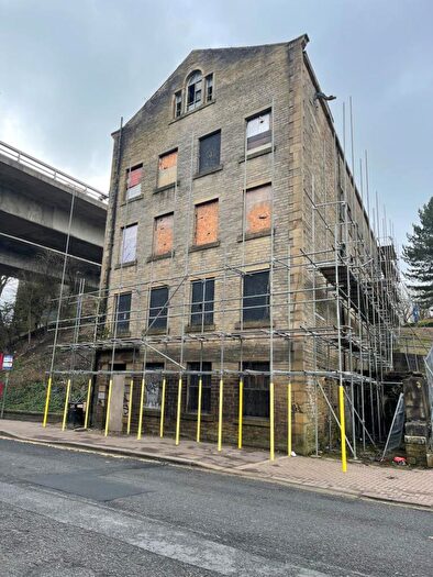23 Bedroom Apartment For Sale In Marshalls Mill Dean Clough Mills, Cross Hills, Halifax, Calderdale, HX1