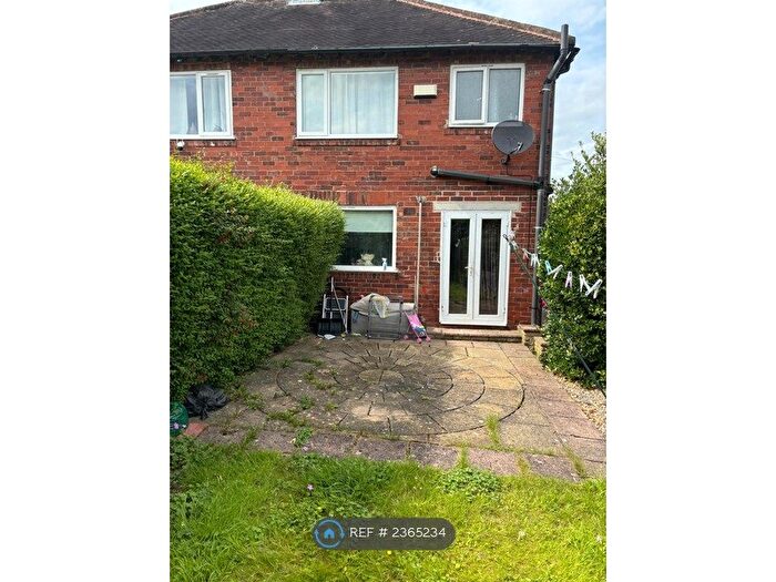 2 Bedroom Semi-Detached House To Rent In Stanage Rise, Sheffield, S12