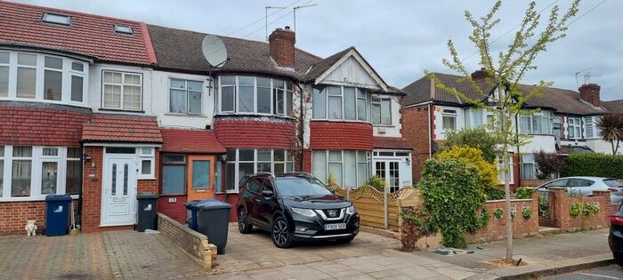 3 Bedroom Semi-Detached House To Rent In Wyresdale Crescent, Perivale, UB6