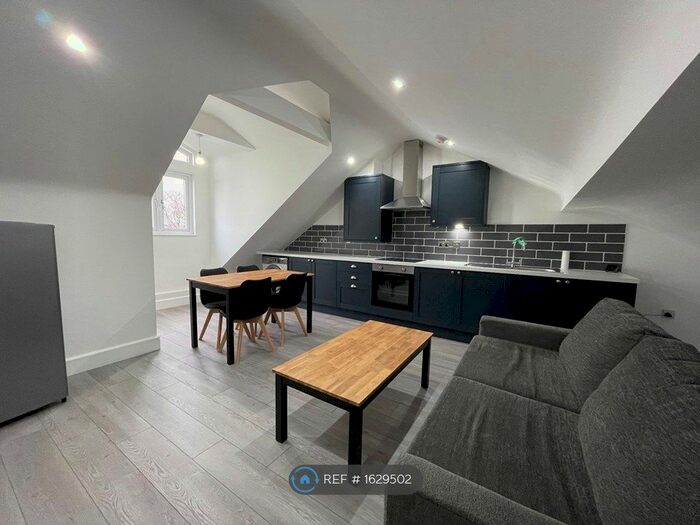 1 Bedroom Flat To Rent In Tynwald Hill, Liverpool, L13