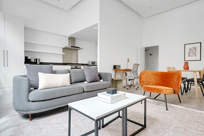 Studio To Rent In Stanhope Mews West, London, SW7