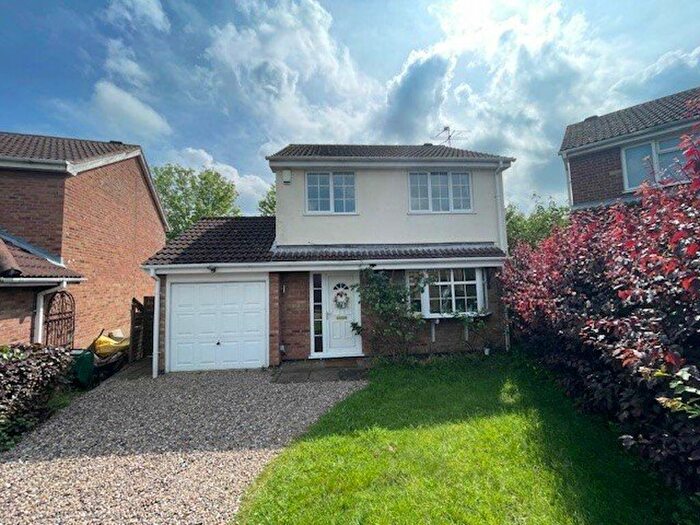 3 Bedroom Detached House To Rent In Nicolson Road, Loughborough, LE11