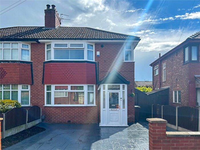 3 Bedroom Semi-Detached House For Sale In Wharfedale Avenue, Moston, Manchester, M40