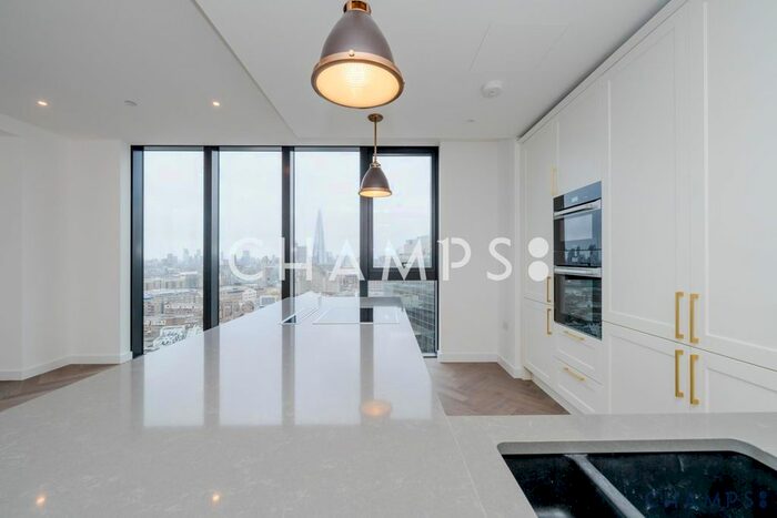 3 Bedroom Flat To Rent In Gauging Square, London Dock, London, E1W