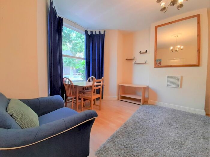 4 Bedroom Property To Rent In Elthorne Road, London, N19