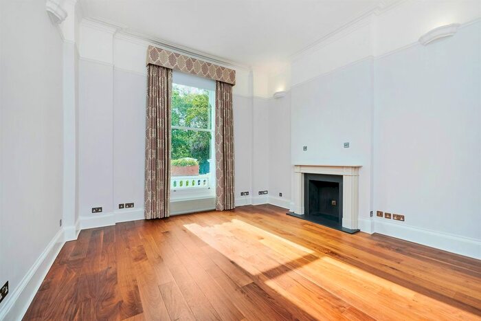 Studio To Rent In The Boltons, London, SW10