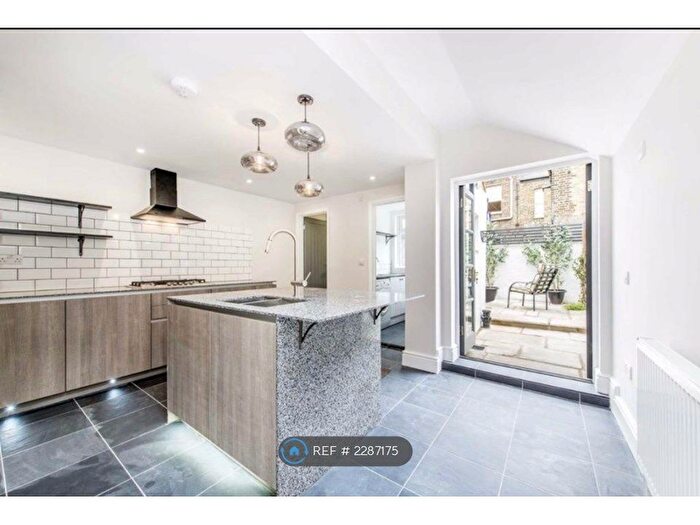 3 Bedroom Terraced House To Rent In Balfern Street, London, SW11