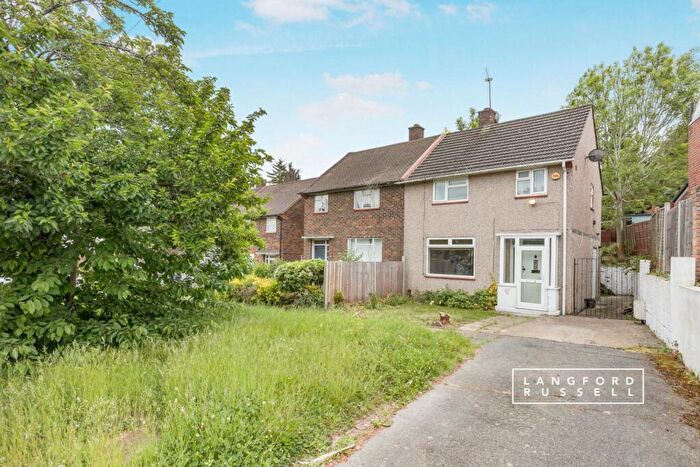 3 Bedroom Semi-Detached House To Rent In Dorney Rise Orpington, BR5