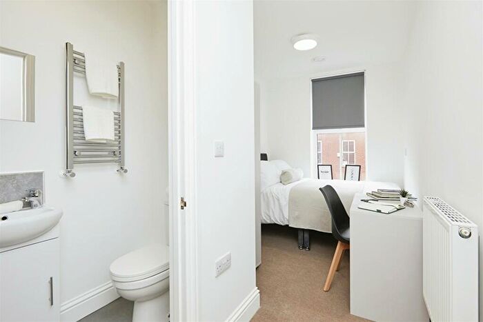 1 Bedroom House To Rent In St James Court, Friar Gate, Derby, DE1