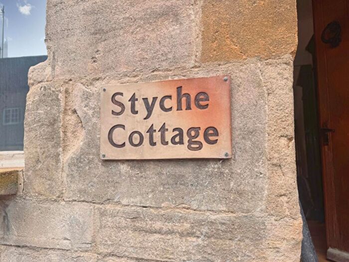 2 Bedroom Cottage To Rent In Gloucester Street, Winchcombe, Winchcombe, GL54