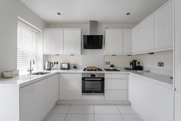 3 Bedroom Terraced House For Sale In Chantry Lane, Towcester, NN12