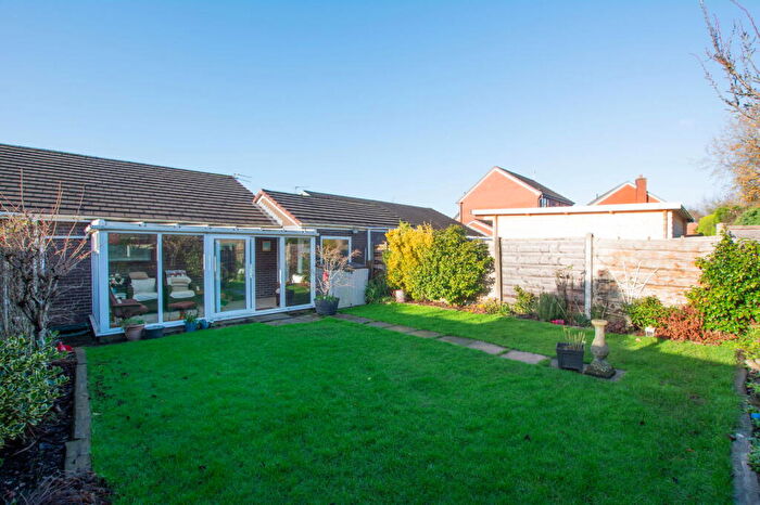 2 Bedroom Semi-Detached Bungalow For Sale In Bodmin Road, Astley, M29