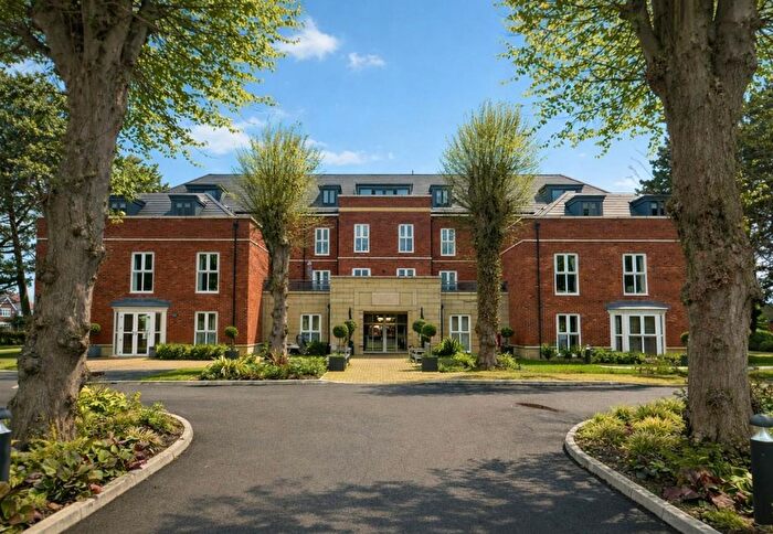 1 Bedroom Flat For Sale In Northwich Road, Knutsford, WA16