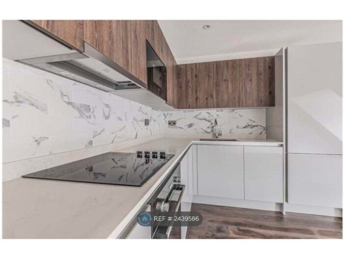 1 Bedroom Flat To Rent In Knighton Court, Stanmore, HA7