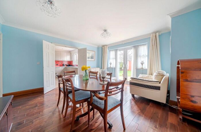 4 Bedroom Detached House For Sale In Old Rydon Ley, Exeter, EX2
