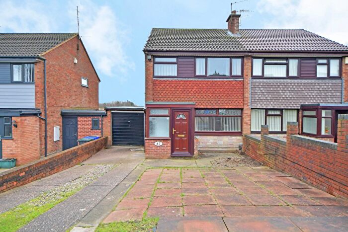 3 Bedroom Semi-Detached House To Rent In Buckley Road, Chell Heath, Stoke-On-Trent, ST6
