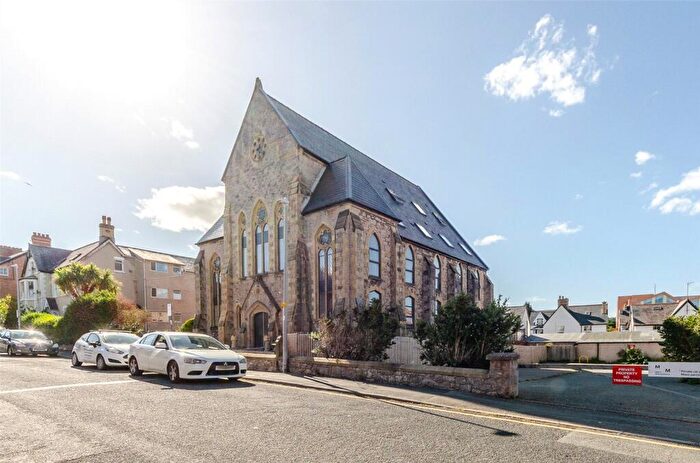 2 Bedroom Apartment For Sale In Woodland Road West, Colwyn Bay, Conwy, LL29