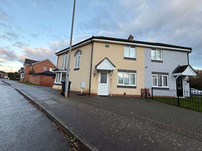 3 Bedroom Semi Detached House To Rent In Boughton Road, NN18