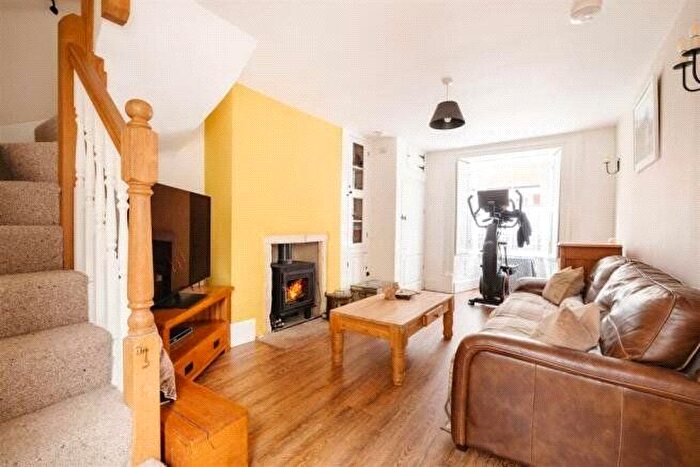2 Bedroom End Terrace House For Sale In High Street, Berkeley, Gloucestershire, GL13