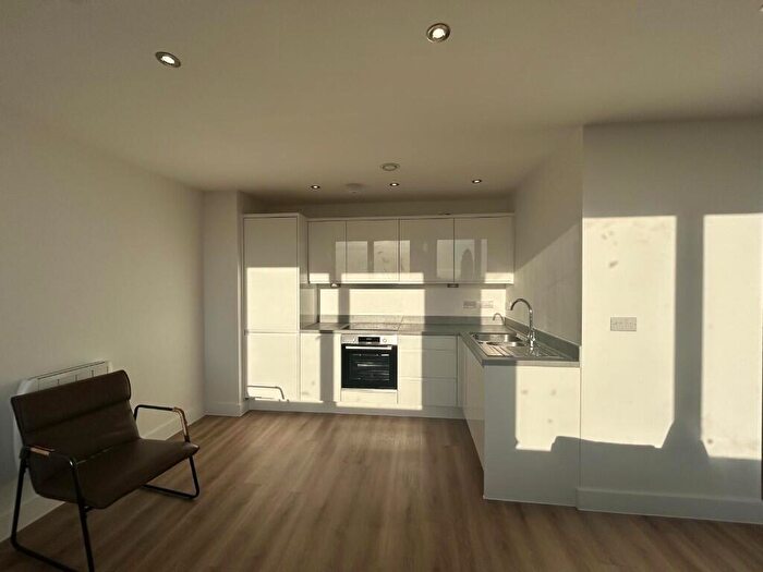 1 Bedroom Apartment To Rent In Talbot Road, Manchester, Greater Manchester, M16