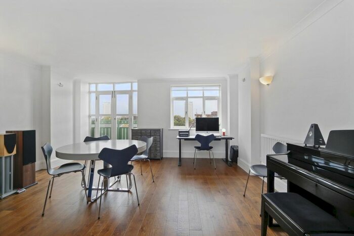 1 Bedroom Flat To Rent In River View Heights, London, SE16