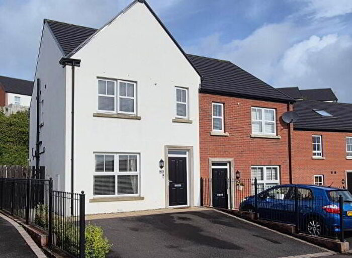 3 Bedroom Semi-Detached House For Sale In Birch Hill, Derry, BT47