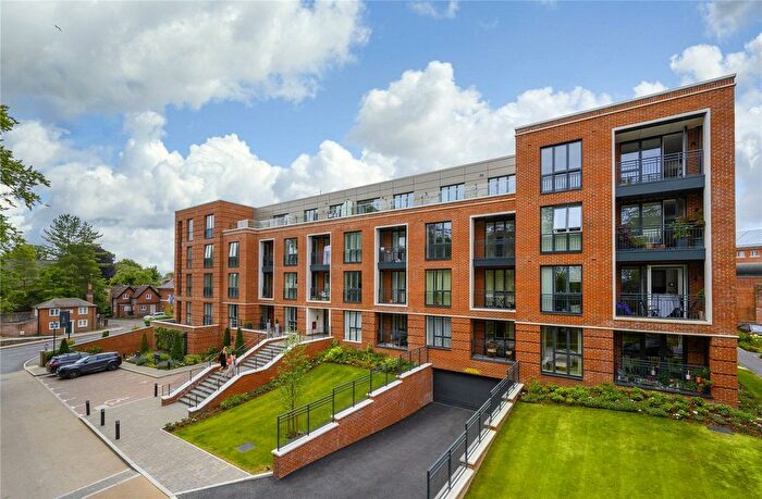 1 Bedroom Flat For Sale In Fellowes Rise, Winchester, Hampshire, SO22