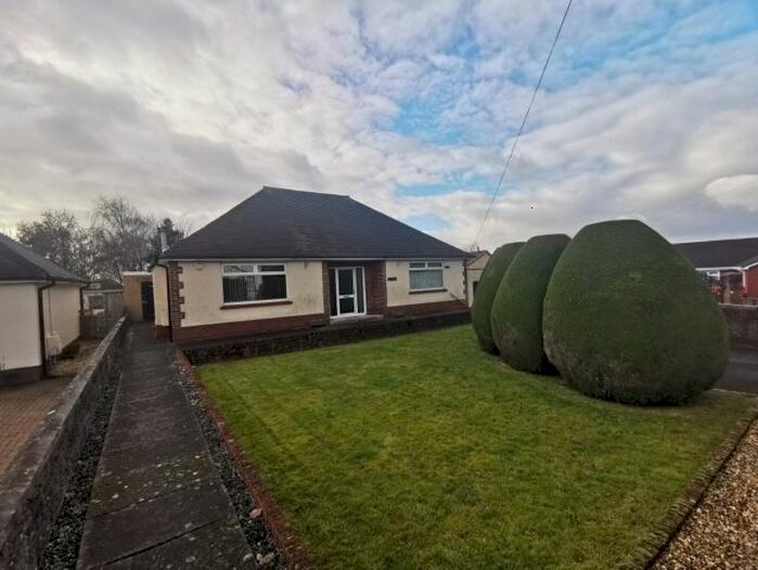 3 Bedroom Property To Rent In Mydam Lane, Gorseinon, Swansea SA4