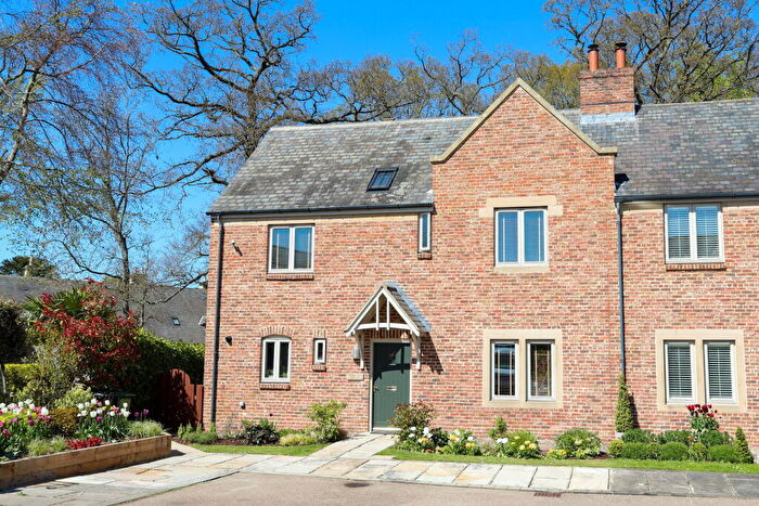 4 Bedroom End Of Terrace House For Sale In Woodland Cottage, Farm Court, Hartford Hall Estate, NE22