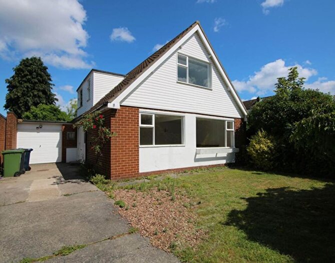 3 Bedroom Link Detached House For Sale In High Sand Grove, Cleadon, SR6